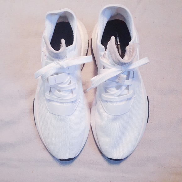 Adidas black and white sneakers - Picture 2 of 10